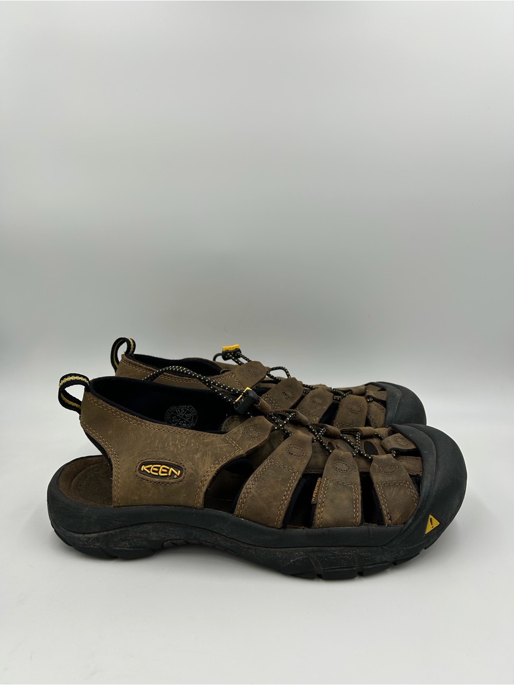 Keen Newport Leather Hiking Sandals Waterproof Brown Mens Size 11.5 US